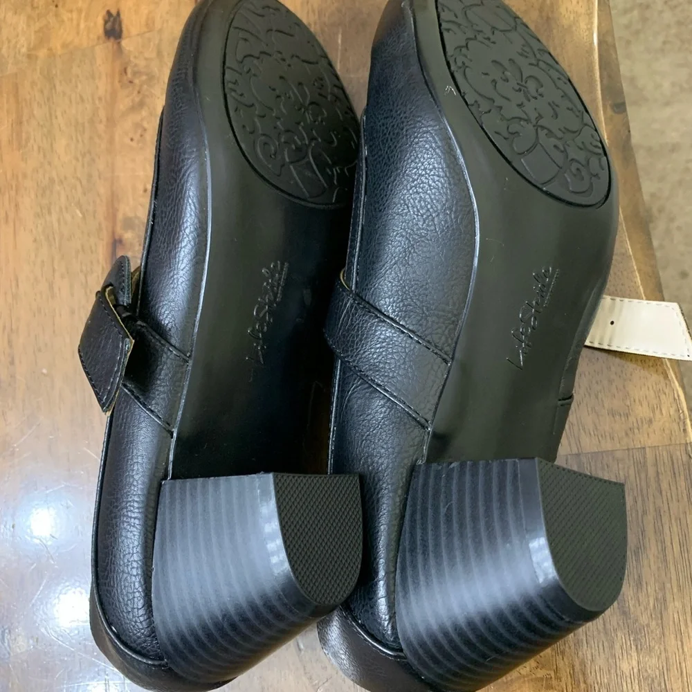 Life Stride women’s Black Mary Jane heels - Picture 10 of 10